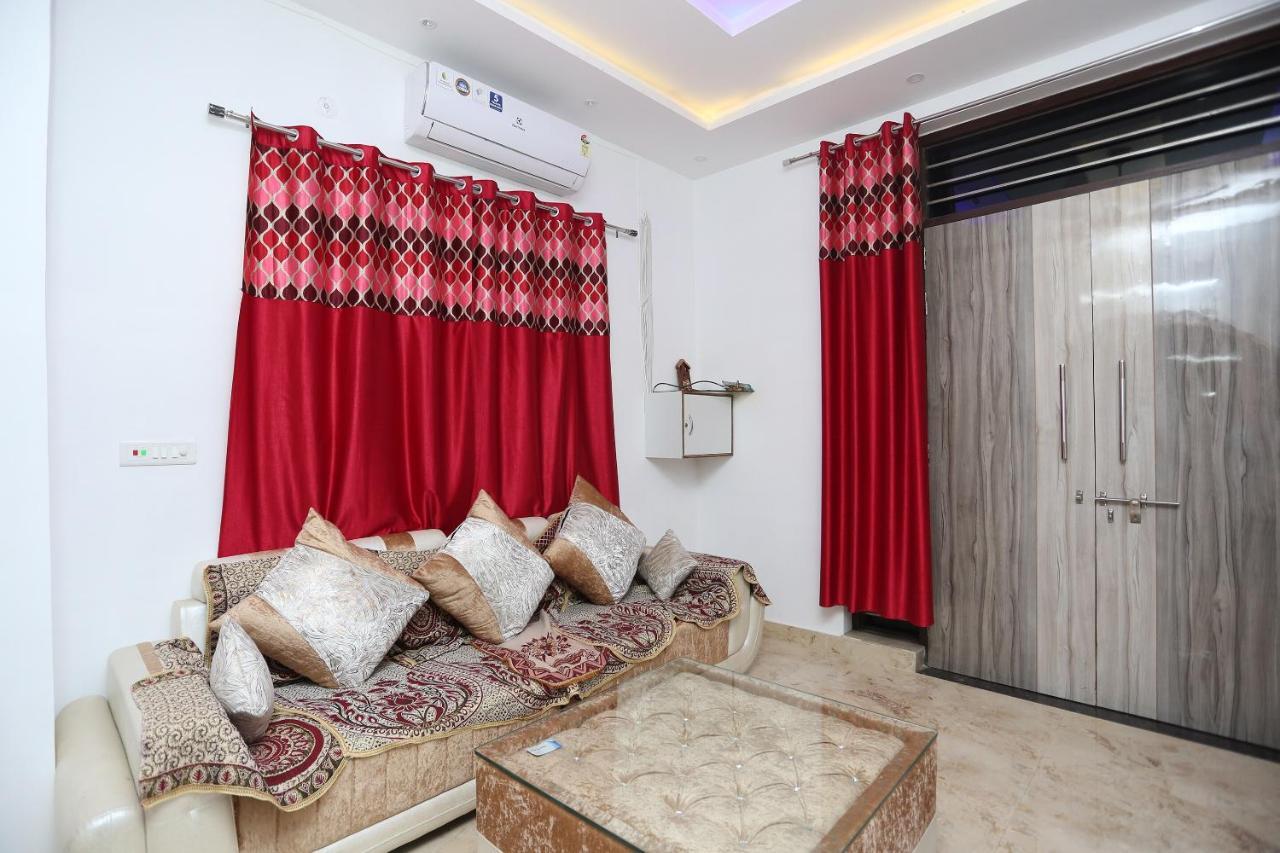 אגרה Hotel Rest Palace מראה חיצוני תמונה